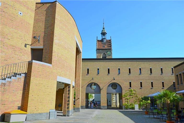 Die Angeklagte soll geplant haben, das Fellbacher Rathaus und das Waiblinger Amtsgericht in die Luft zu sprengen. Foto: Stadt Fellbach/Simone Mathias