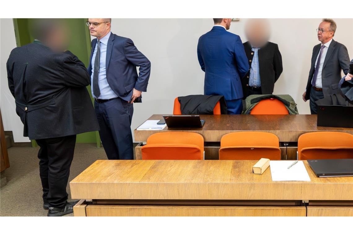 Die Angeklagten zeigten zum Prozessauftakt Schuldgefühle. (Archivbild)