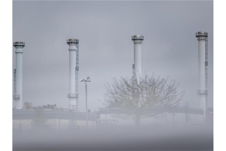 Die Anlage des Erdgasspeichers (Astora GmbH) in Rehden. Es handelt sich dabei um den größten Speicher in Westeuropa. Foto: Mohssen Assanimoghaddam/dpa/Symbolbild