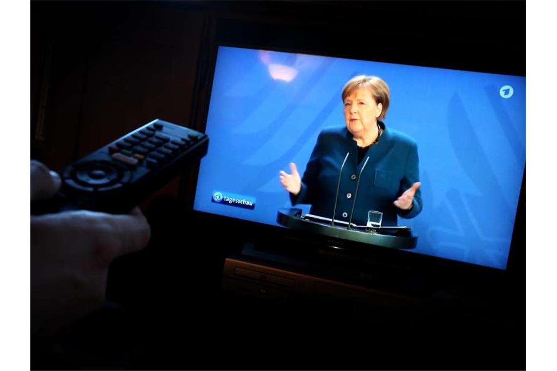 Die Ansprache der Bundeskanzlerin Angela Merkel (CDU) zur Lage im Zusammenhang mit dem Coronavirus. Foto: Karl-Josef Hildenbrand/dpa