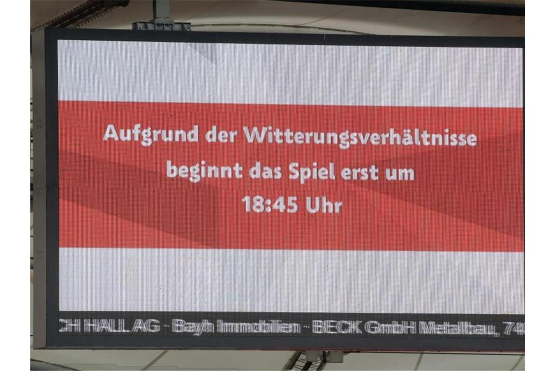 Anpfiff des Zweitliga-Spiels des VfB Stuttgart verschoben