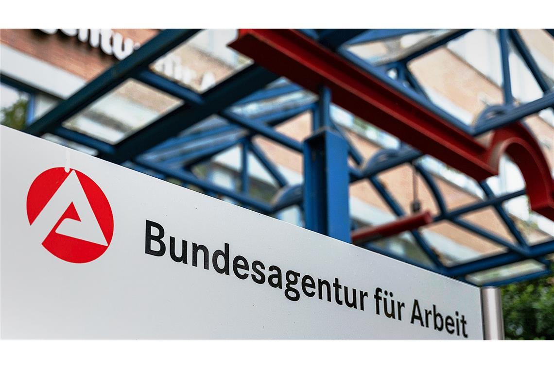Zahl der Arbeitslosen steigt im Juli auf fast drei Millionen Die Arbeitslosigkeit in Deutschland steigt im Juli an. (Symbolbild)