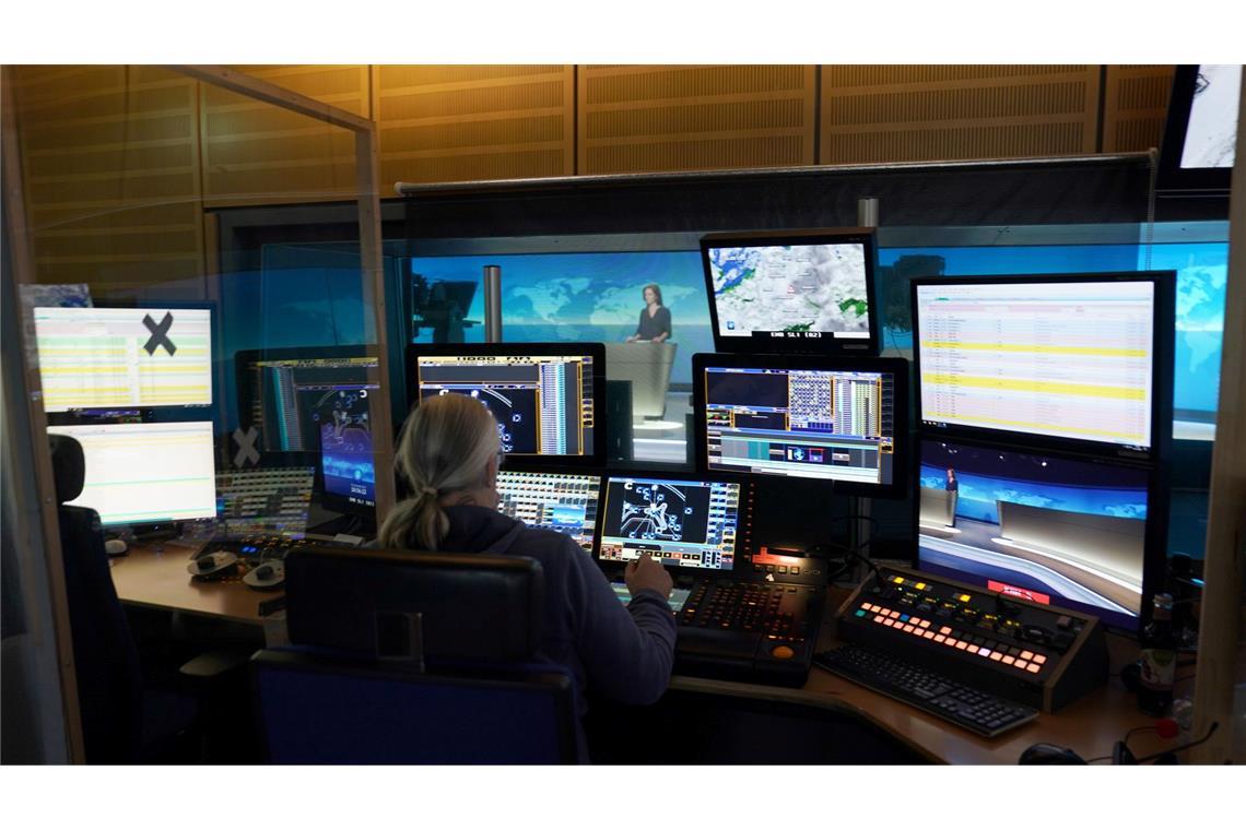 NDR bekommt einen neuen Intendanten Die ARD-Nachrichten-Flaggschiffe "Tagesschau" und "Tagesthemen" sind beim NDR angesiedelt.