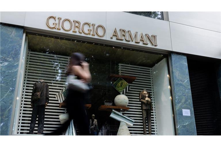 Die Armani-Filiale auf der Königsallee in Düsseldorf ist schon geschlossen.