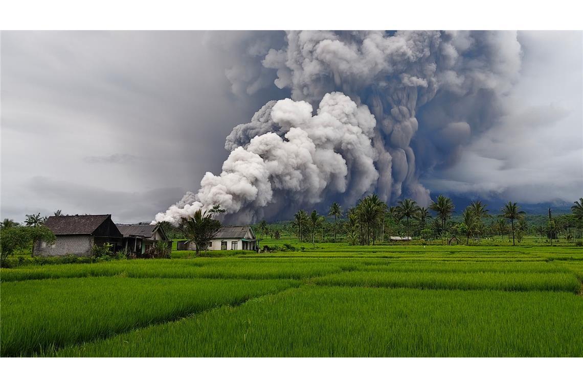 Die Aschesäule war zwei Kilometer hoch.