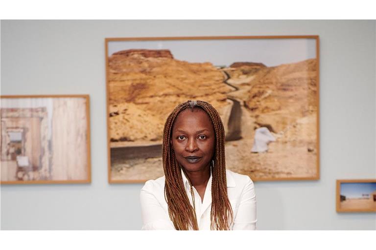 Die aus Kamerun stammende Künstlerin Koyo Kouoh sollte 2026 die 61. Ausgabe der Kunstbiennale in Venedig kuratieren.