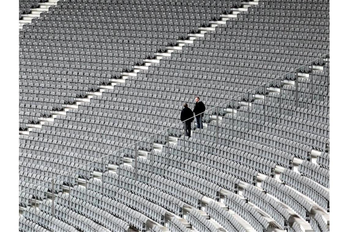 Coronavirus: Was dem deutschen Sport jetzt droht Die Ausbreitung des neuartigen Coronavirus könnte nun auch für den deutschen Sport große Konsequenzen haben. Foto: Wolfgang Kumm/dpa