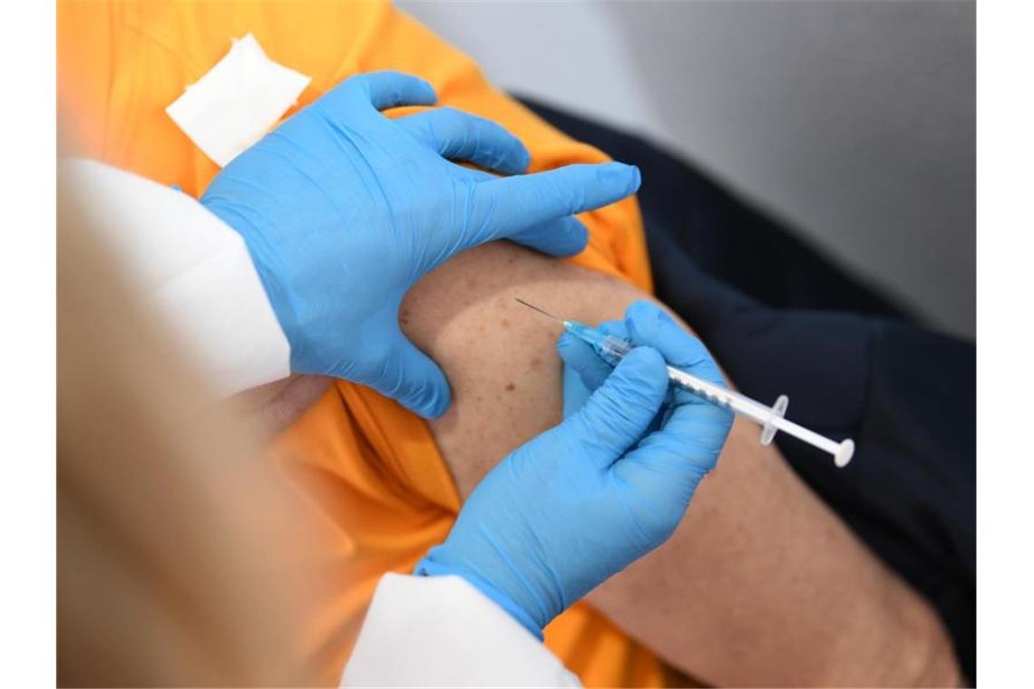 Die ausgefallenen Impftermine sollen innerhalb von drei Tagen nachgeholt werden. Foto: Felix Kästle/dpa