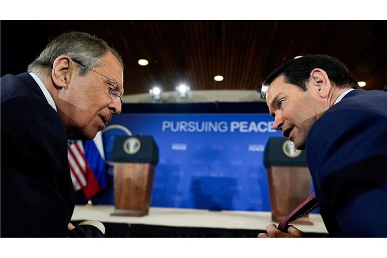 Die Außenminister Russlands und der USA sollen ein Treffen der Präsidenten Putin und Trump vorbereiten. (Archivbild)