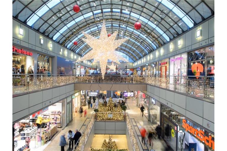 Die Auswirkungen der vierten Welle der Corona-Pandemie haben den Deutschen die Kauflaune vor dem Weihnachtsfest komplett verhagelt. Foto: Klaus-Dietmar Gabbert/dpa-Zentralbild/dpa