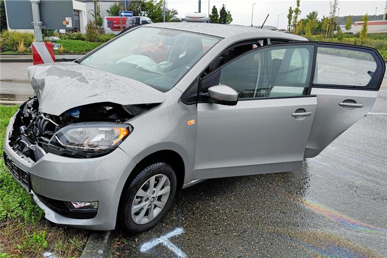 Die Autos waren nach dem Unfall nicht mehr fahrbereit. Foto: Kevin Lermer/7aktuell