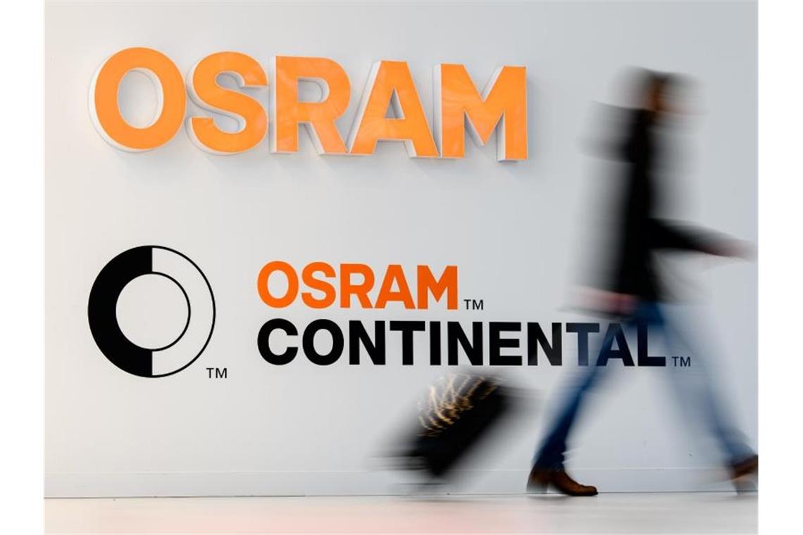 Die Autozulieferer Continental und Osram müssen wegen der Corona- und Branchenkrise ihre Zusammenarbeit in der Lichttechnik beenden. Foto: Matthias Balk/dpa