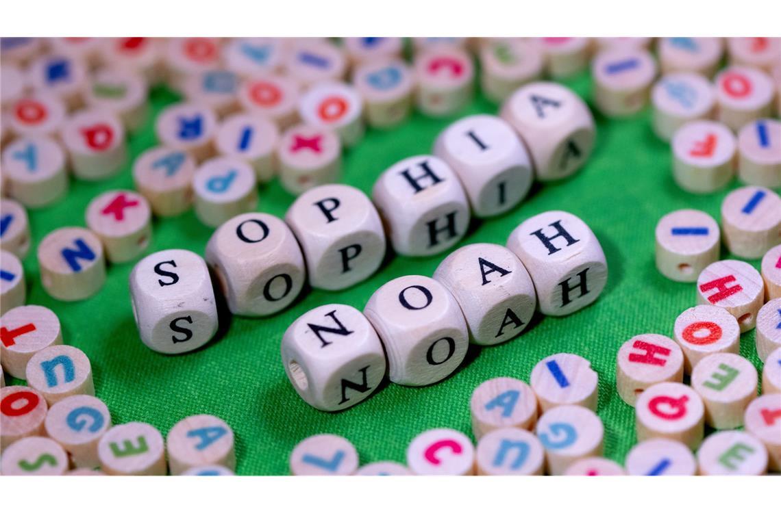 Die Babynamen Sophia und Noah sind weiterhin an der Spitze.