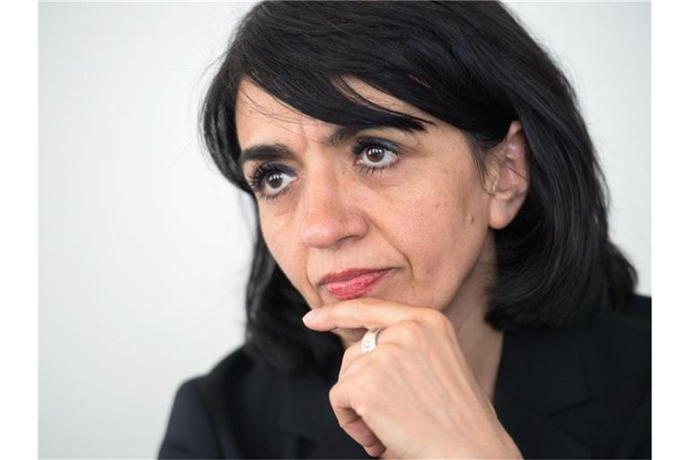 Die baden-württembergische Landtagspräsidentin Muhterem Aras (Grüne) gibt ein Interview. Foto: Marijan Murat/Archivbild