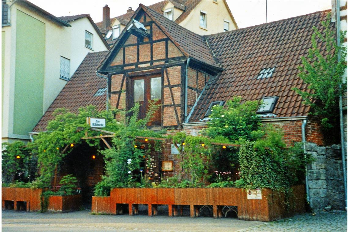 Die Bäbbede in der Gartenstraße empfing ihre Gäste auch draußen unter der Pergola.Foto: privat