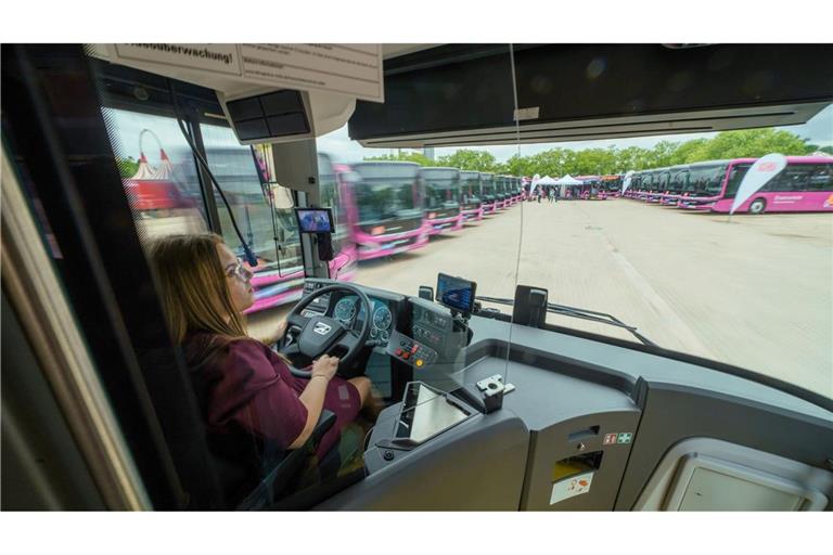 Die Bahn betreibt auch viele Busse - nicht nur für Ersatzverkehr.