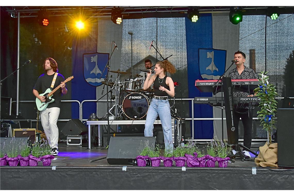 Die Band „You & The Vibes“ um Sängerin Johanna. 