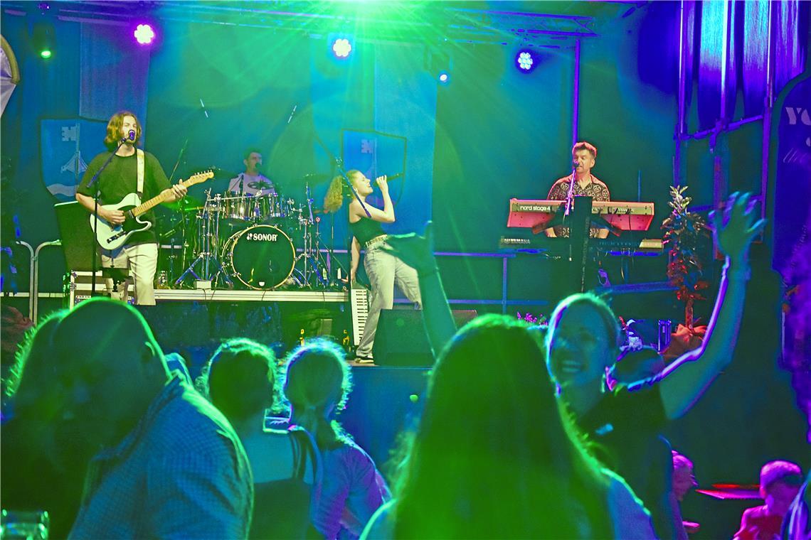 Die Band „You & The Vibes“ um Sängerin Johanna. 