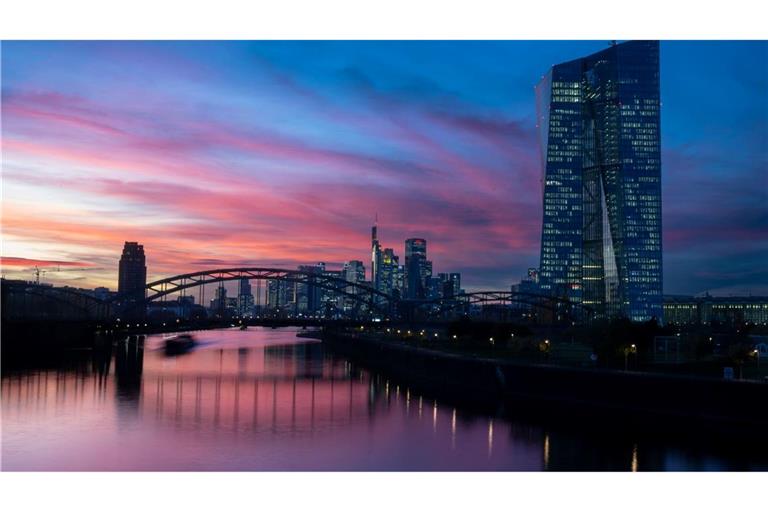 Die Bankenaufsicht der EZB verhängt eine Millionenstrafe gegen J.P. Morgan. (Archivbild)