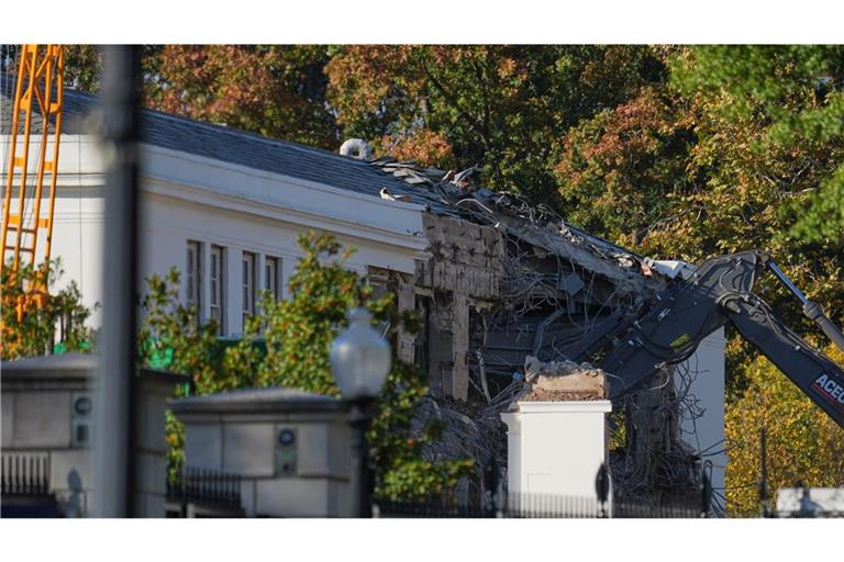 Die Bauarbeiten am Weißen Haus haben begonnen.