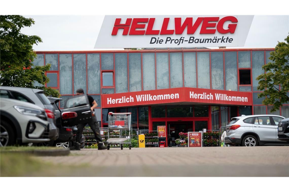 Die Baumarktkette Hellweg und die Tochtergesellschaft BayWa Bau- und Gartenmärkte hatten im Juni Insolvenz in Eigenverwaltung angemeldet. (Archivbild)