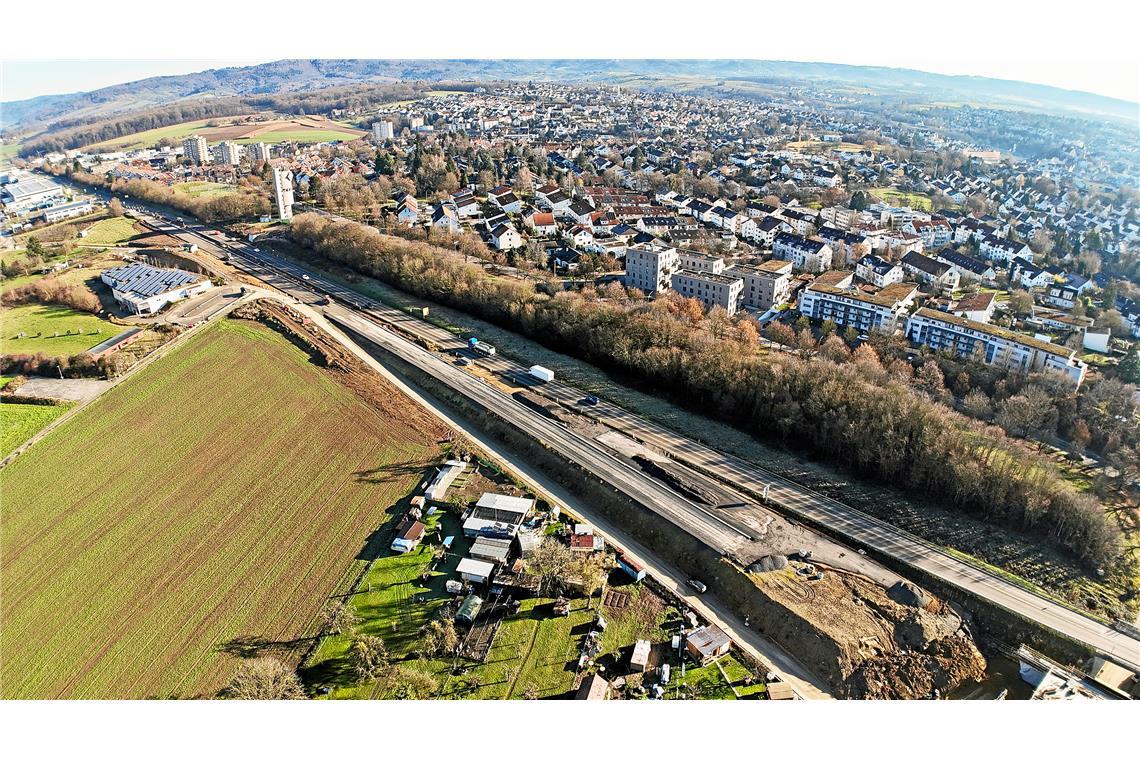 Die Baustelle Backnang-West verändert jeden Tag ihr Gesicht.Ein Teil der neuen F...