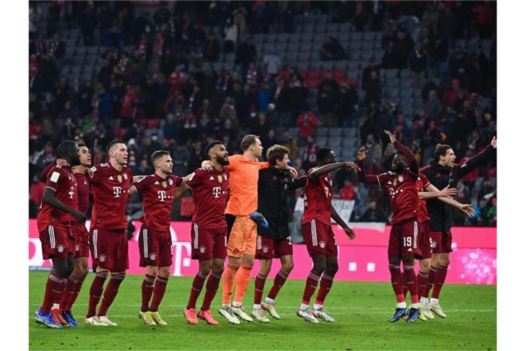 Die Bayern-Spieler hatten gegen Freiburg gleich mehrer Grüne zum Feiern. Foto: Sven Hoppe/dpa