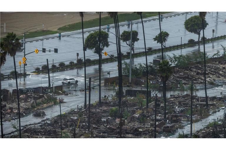 Die Behörden warnen von Sturzfluten und Überschwemmungen.