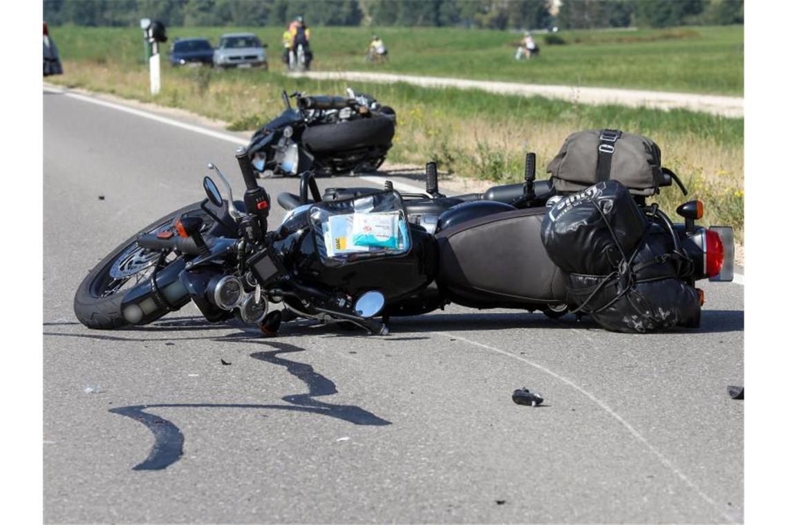 Motorradfahrerin bei Sturz nahe Sigmaringen tödlich verletzt