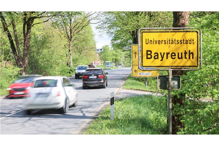 Die beiden Russlanddeutschen wurden von Beamten des Bundeskriminalamtes an zwei unterschiedlichen Orten im Raum Bayreuth abgeholt (Symbolbild).