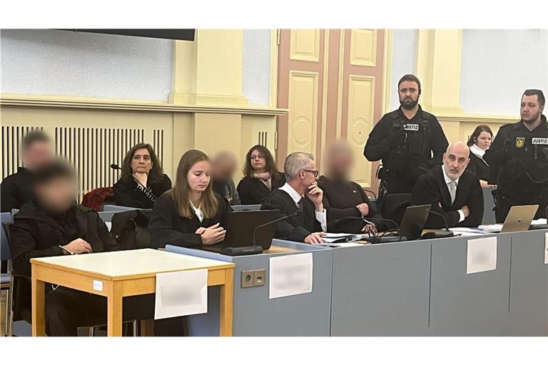 Die Beschuldigten vor dem Landgericht Hechingen.