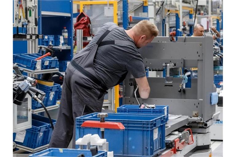 Die Betriebe erhielten mehr neue Bestellungen - besonders stark waren unter anderem Maschinenbauer betroffen. Foto: Markus Scholz/dpa/Symbolbild