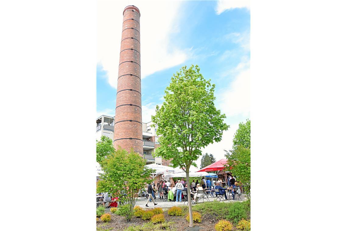 Die Biergärten sind gut besucht bei tollem Frühlingswetter. Fleckaschau am 26. A...