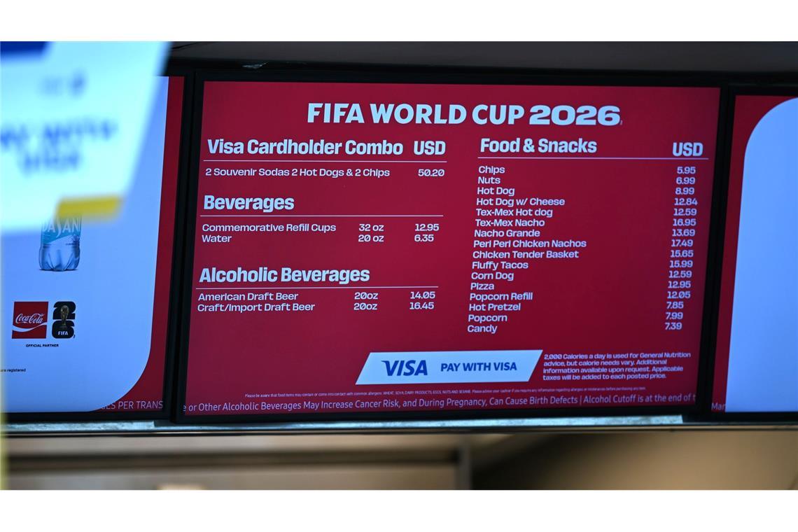Ein Bier für den Mindestlohn: "Absurde Preise" bei der WM
