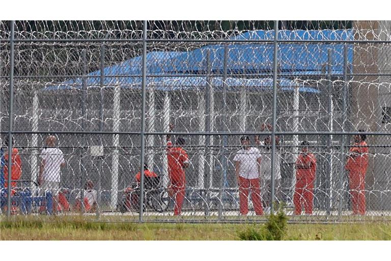 Die Bischöfe in den USA sind besorgt über die Zustände in Abschiebezentren. (Symbolbild)