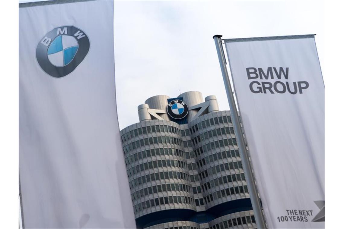 Die BMW-Zentrale. Foto: Peter Kneffel/dpa