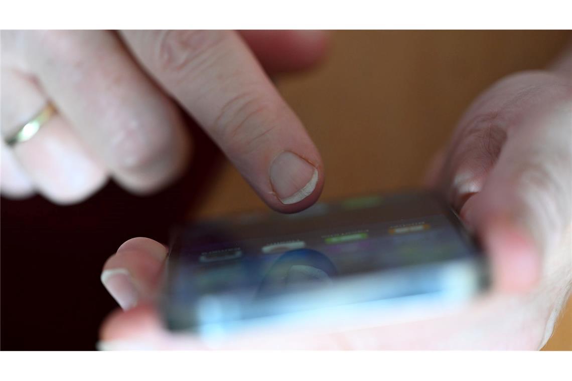 Das Smartphone wird immer weniger als Telefon genutzt Die Bürger verschicken immer mehr Nachrichten und führen immer weniger klassische Telefonate.