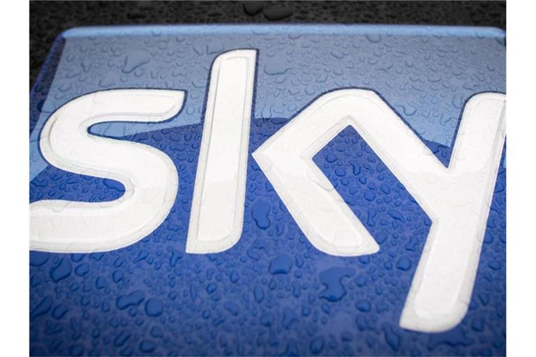Die Bundesnetzagentur wirft Sky vor, „das Verbot unerlaubter Telefonwerbung wiederholt missachtet und Verbraucher teilweise in erheblicher Weise belästigt“ zu haben. Foto: Matthias Balk/dpa