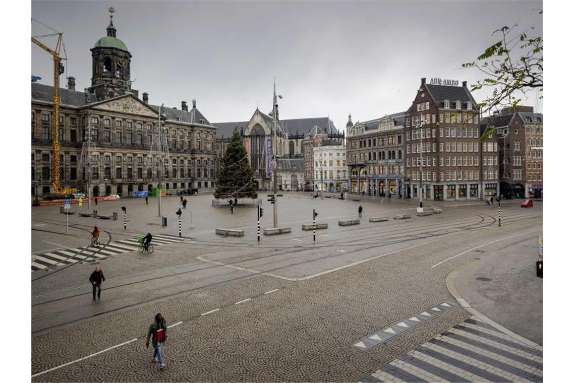Belgien und Teile der Niederlande nun Hochrisikogebiete Die Bundesregierung stuft Belgien wegen stark steigender Infektionszahlen als Corona-Hochrisikogebiete ein. Foto: Robin Van Lonkhuijsen/ANP/dpa