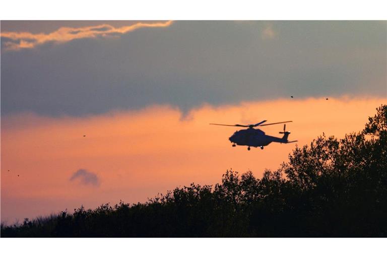 Die Bundeswehr beteiligt sich seit Tagen an der Suche nach Arian - etwa mit einem Tornado-Flugzeug, Drohnen und einem Hubschrauber.