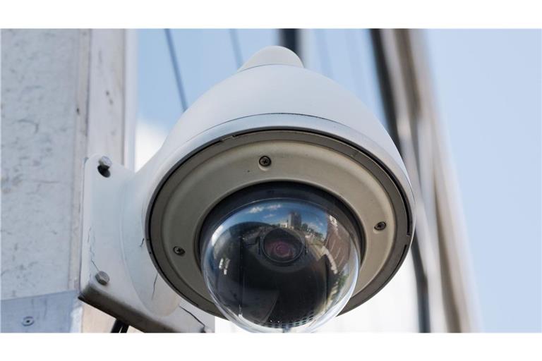 Die CDU in Baden-Württemberg fordert einen leichteren Einsatz von Videoüberwachung zur Kriminalitätsbekämpfung (Symbolbild).