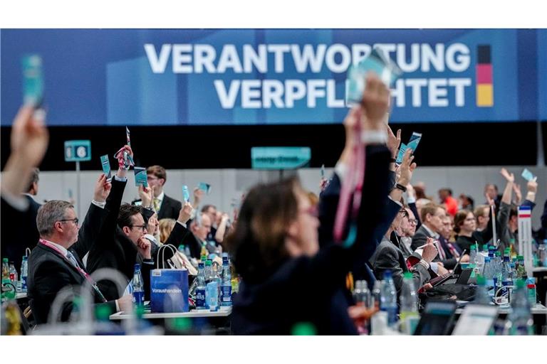 Die CDU votiert für eine Altersgrenze ab 14 Jahren für soziale Medien.