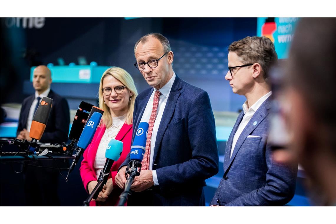 Merz will als Kanzler nicht auf AfD-Stimmen setzen Die CDU will mit einem "Sofortprogramm" nach einer Regierungsübernahme die Wirtschaft ankurbeln und für mehr Sicherheit sorgen. Überschattet das AfD-Thema den Wahlparteitag in Berlin?