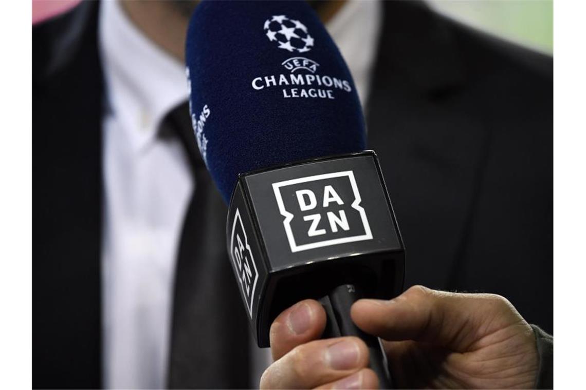 Die Champions League wird ab 2021 vor allem auf DAZN übertragen. Foto: Ina Fassbender/dpa