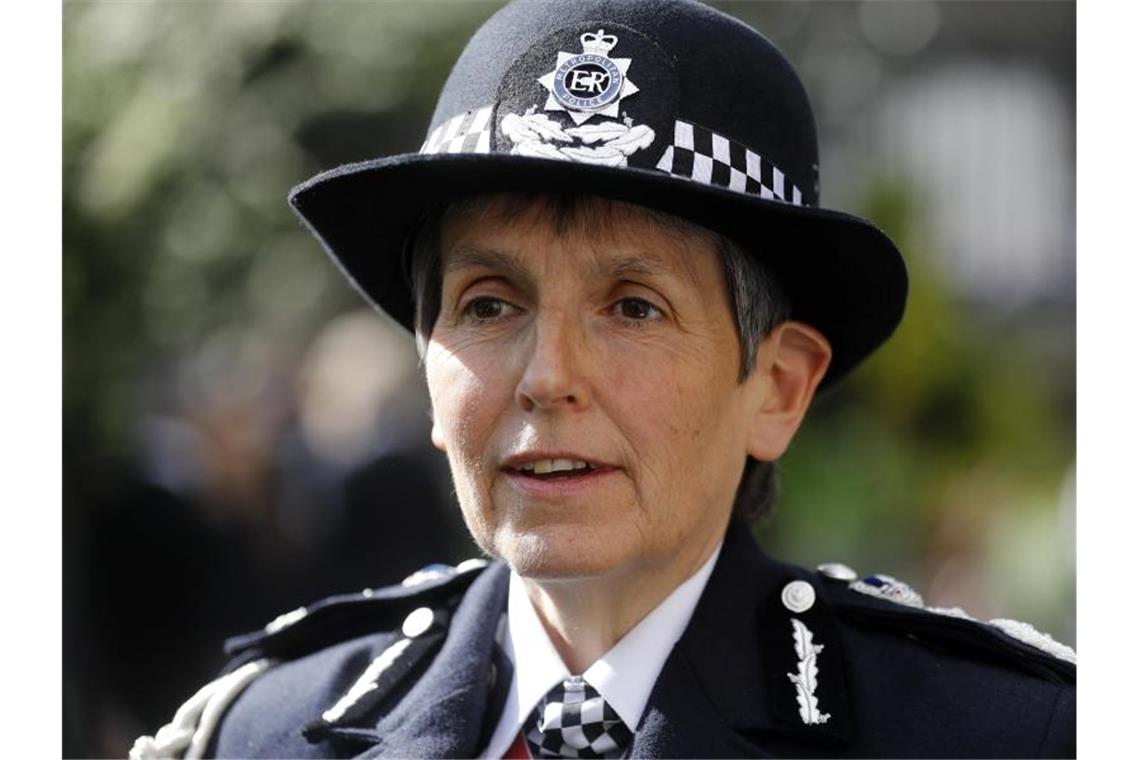 Krisengeplagte Londoner Polizei sucht neue Spitze