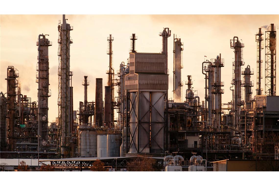 Die Chemieindustrie leidet unter hohen Energiepreisen und der Konjunkturflaute. (Archivbild)
