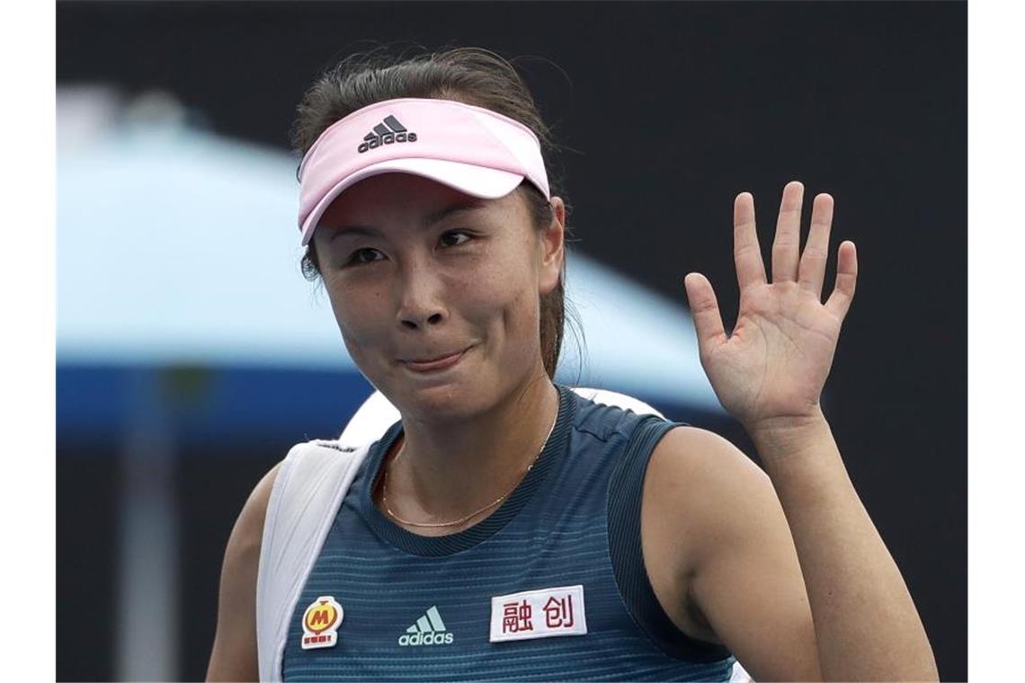 Die chinesische Tennisspielerin Peng Shuai fühlt sich nach ihren Worten missverstanden. Foto: Mark Schiefelbein/AP/dpa