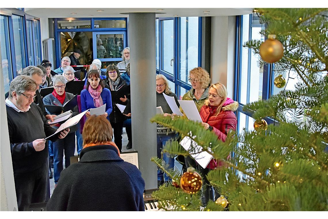 Die Chorgemeinschaft Althütte singt am Samstag im Rathaus. Adventlicher Hobbykün...