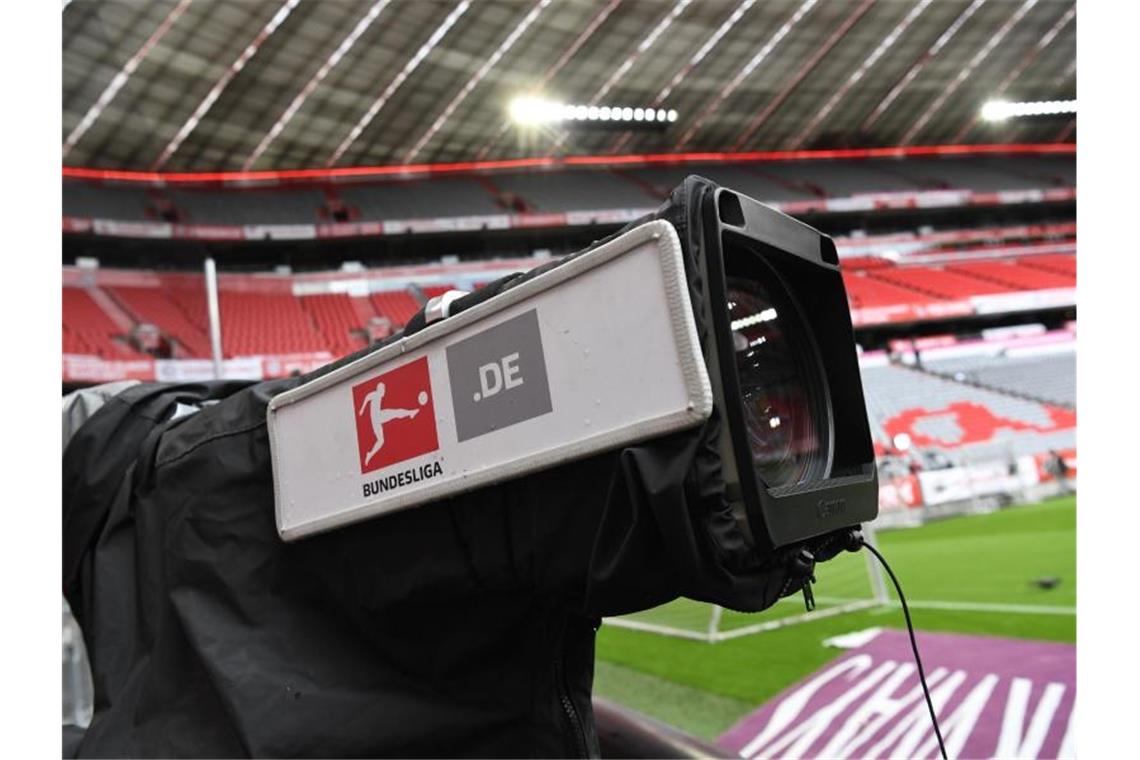 DFL-Mitgliederversammlung: Wer bekommt wie viel TV-Geld? Die Clubs wollen erfahren, mit welchen Beträgen aus der TV-Vermarktung sie in den kommenden vier Jahren ungefähr rechnen können. Foto: Sven Hoppe/dpa-Pool/dpa
