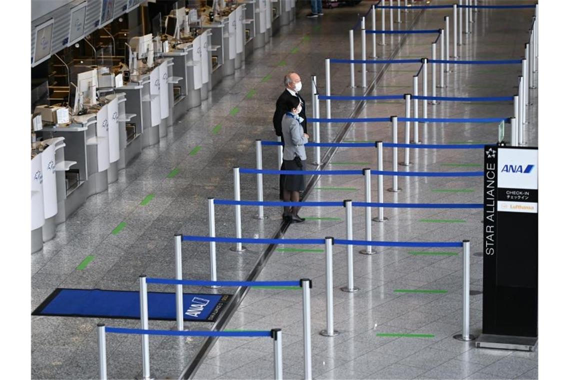 Corona wirft Frankfurter Flughafen um Jahrzehnte zurück Die Corona-Krise hat den Frankfurter Flughafen auf das Passagier-Niveau von 1984 zurückgeworfen. Foto: Arne Dedert/dpa